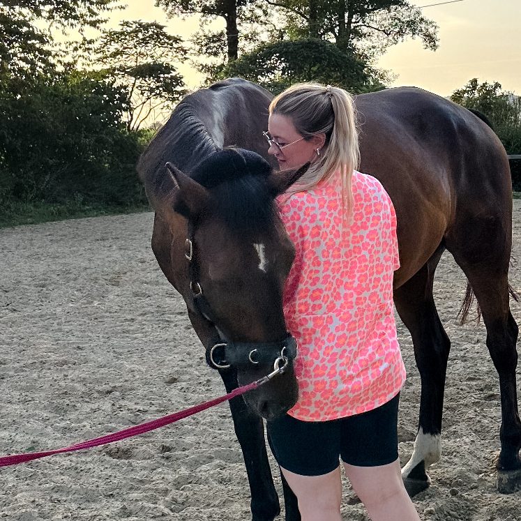 Reiki für Tiere in Melle, Osnabrück und Fernreiki für Tiere – stärke die Verbindung zu deinem Tier, Energiearbeit für Tiere und Menschen